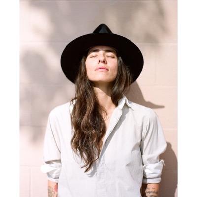 TasyaVonRee's profile picture. Part time photographer, full time lesbian. [RP/FL]