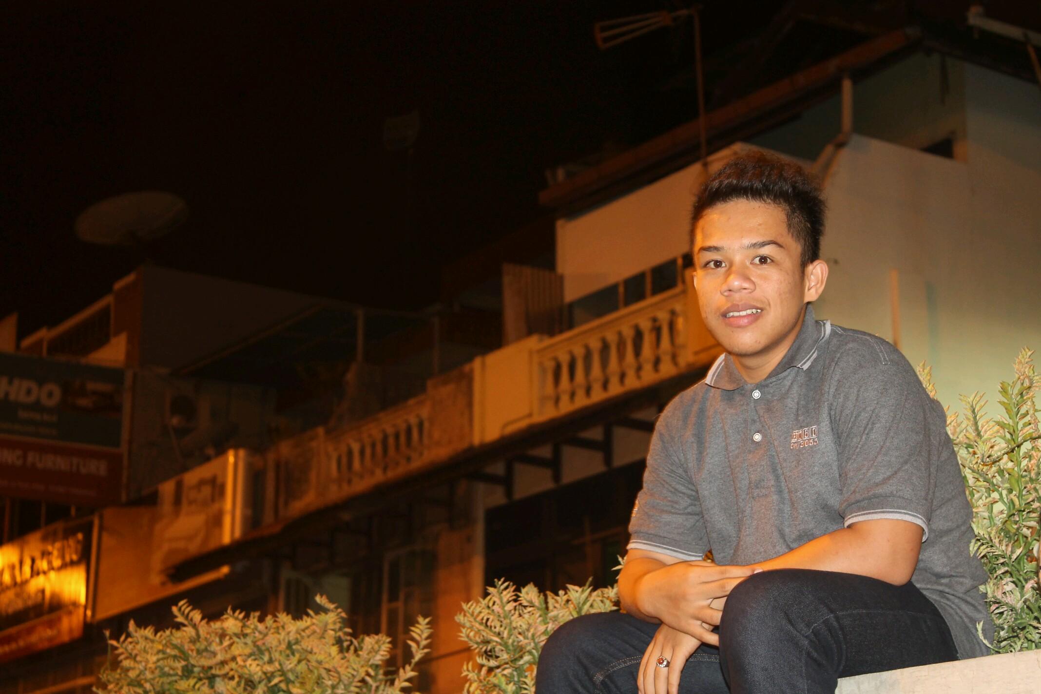 RivalTriPutra's profile picture. Electrical Engineering at the Politeknik Negeri Padang '14