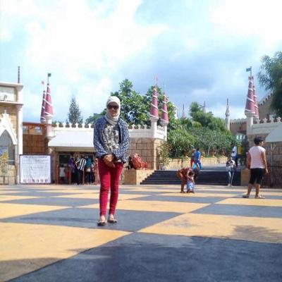 novi_kobin's profile picture. 