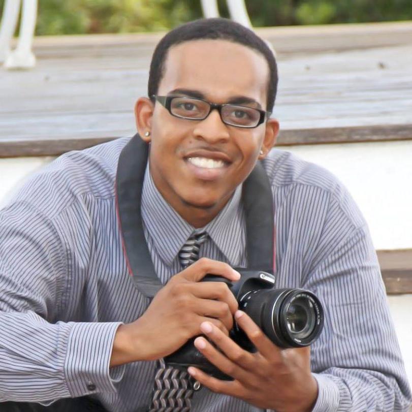 #TEAMsoCAL. 
#TEAMSuperDad.
#TEAMiDGAF t(•_•t)
PhotographerVideographer