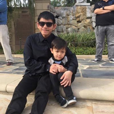 ebknhale's profile picture. 