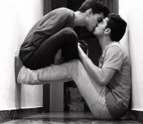 damdamian6's profile picture. Love music, I am gay, easy going, fun, outgoing, love having a good time and enjoy going out