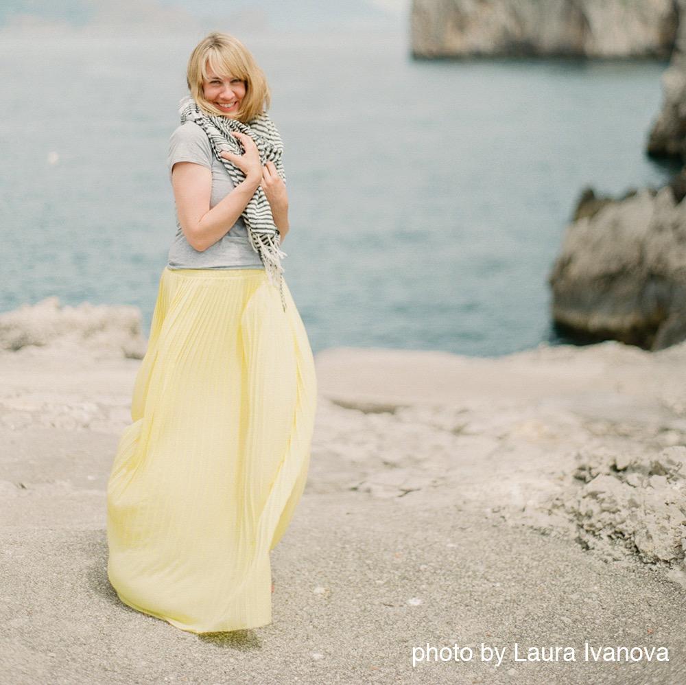 Anne-Marie Bouchard is a wedding and portrait photographer in Ottawa, Ontario, Canada. She is also available for travel world wide.