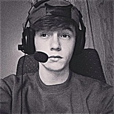 Xbox 360 Player play UMGs Looking for a team Gamertag:Bracksten