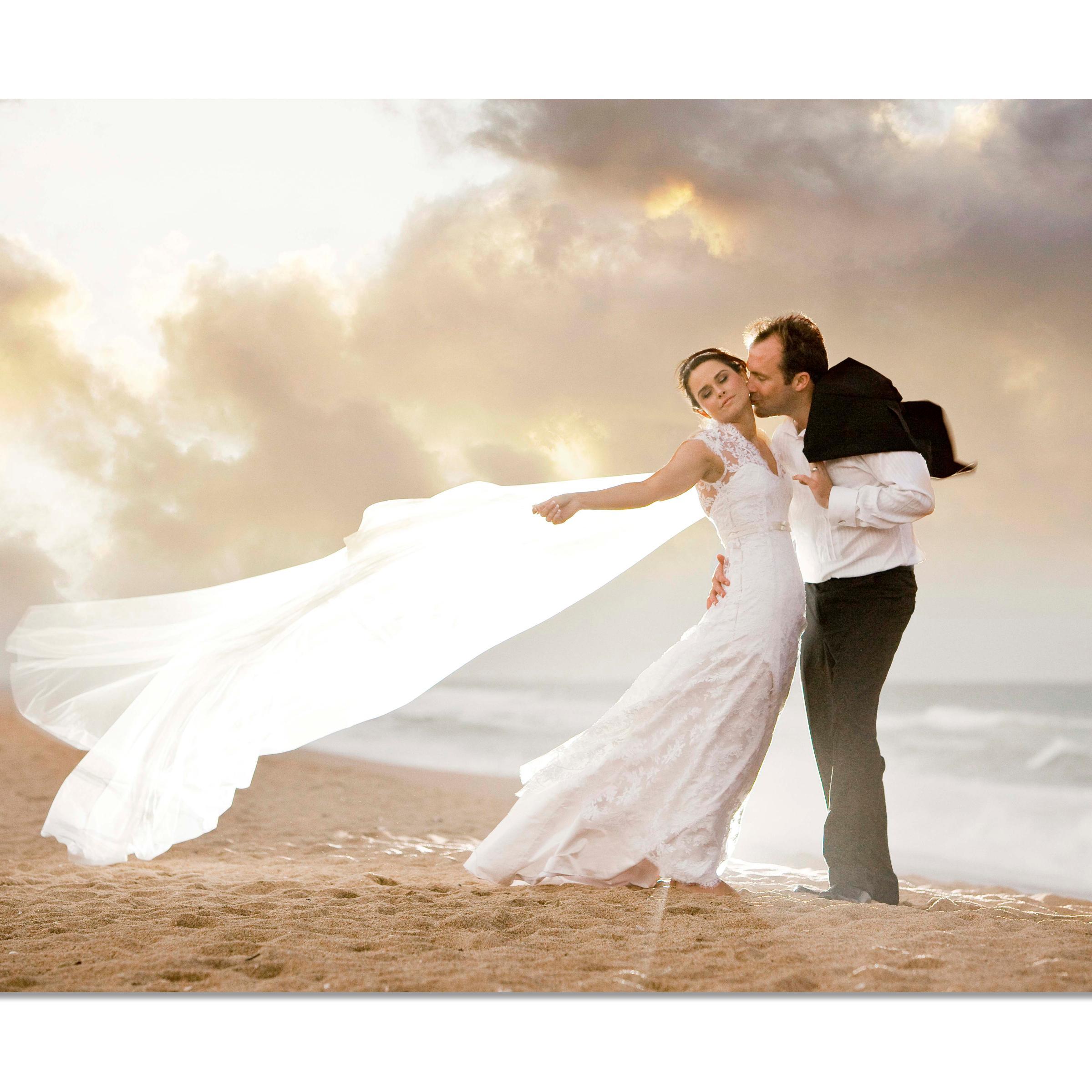 Taking weddings & tourism in SA to a new level with the most comprehensive publication and marketing!