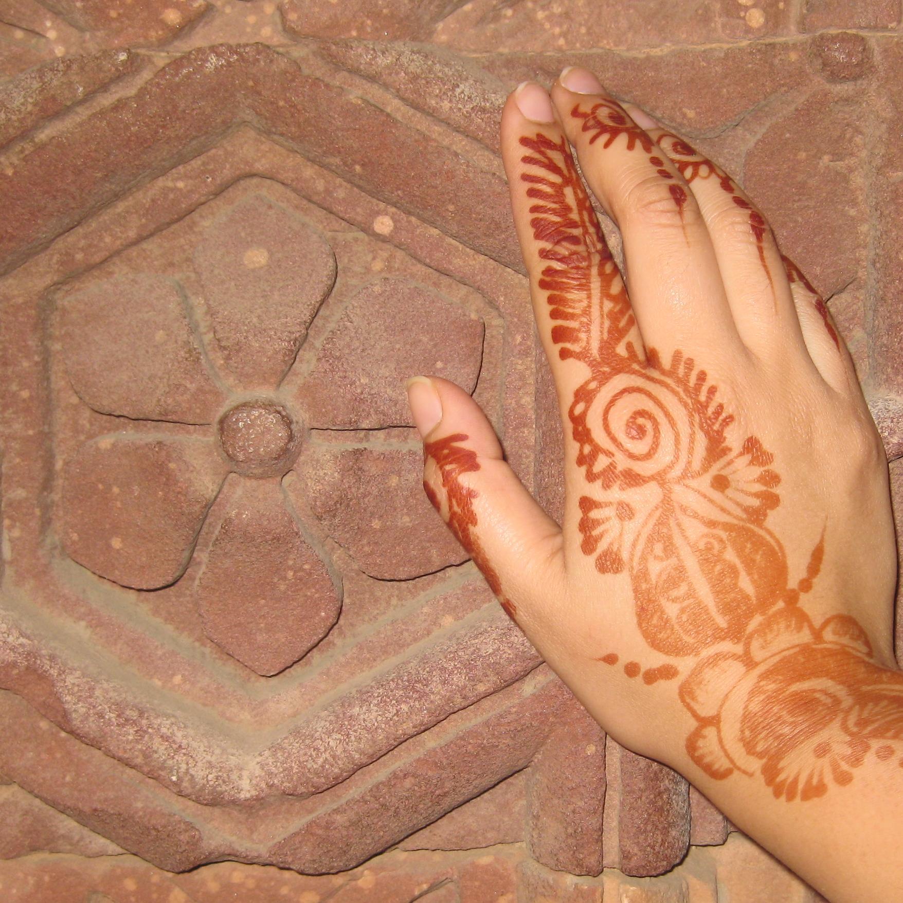 _AlyssaMancini's profile picture. Spreading the teachings of classical Hatha Yoga. Breath, Relax, Feel, Experience. Repeat.