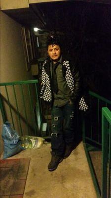 Im whats up .. thinking of whats ahead leading im a great listener tell me Anything you see me youll know ha..