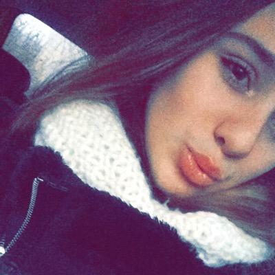 salut ✌️ Ajoute moi sur Snap -- mlle-sylver 
Je fait des snap de fou - avannt de t'endormir ... Ajoute Ajoute tu sra pas decu ❤️