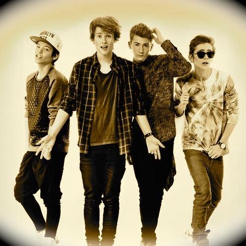 We come from China~And we are part of the FOOOFamily~We LOVE TFC~Felix|Oscar|Omar|Olly