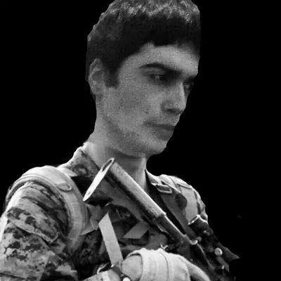 If you,re a battlefield Junkie and enjoy quality gameplay alongside with a couple of laughs , Then iam you,re guy!