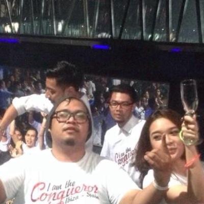 Da Aku Mah apa Atuh, Cuma Karang Bolong Dilautan. | BuzzerSquad | Twitter Addict | bayu.sikabayan@gmail.com
