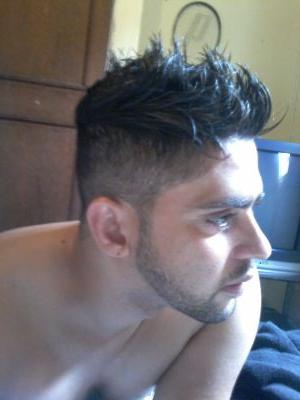 Dj and Producer E-Music
  (Deep \ Techno \ House)
  He currently resides in the city of Belo Horizonte \ Brazil
  Fan page:
  https://t.co/nHRSEt0nnG
