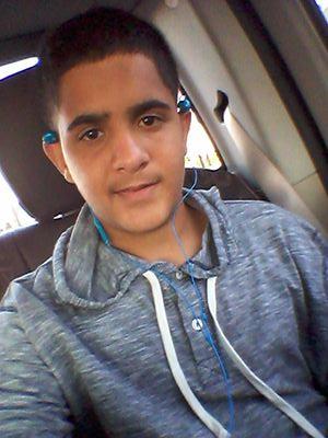 ✌Tengo 15 año soy de PR soy honesto Tengo: Kik velez.4120, Instagram✨ _ricky_pena_ FB Ricardo R. Velez Miranda Snapchat ricky-pena