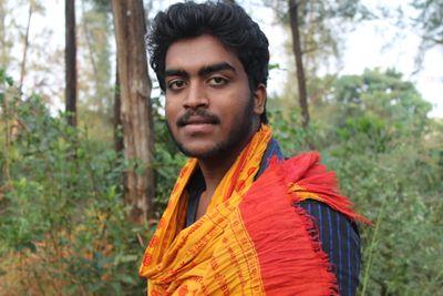 9633438345's profile picture. :-)