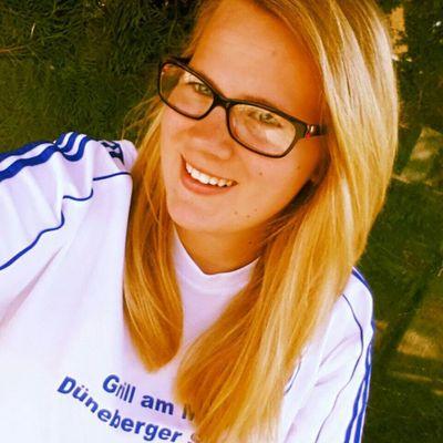 16 ~ Germany ~ Football ~ Hamburger SV ~ One Direction ~ Snapchat alyssa_hsv ~follow me, I follow back :)