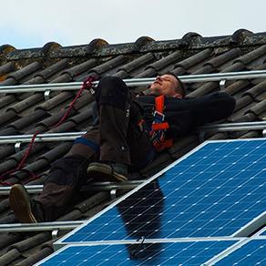 PieterVandeZon's profile picture. Mede-eigenaar Van de Zon zonnepanelen, drummer, idealist, maatschappijkritisch, onvermoeibaar