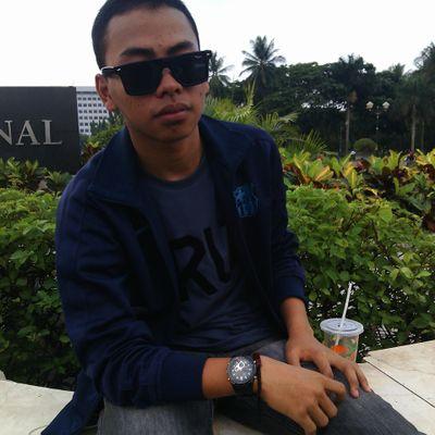 jalani hari mu dengan senyuman