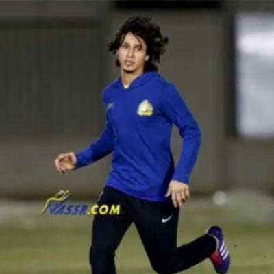 بالسماء شمس وبالأرض نصر.