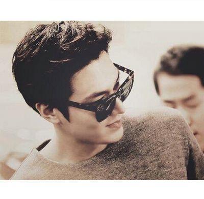 follow my instagram @worldminoz