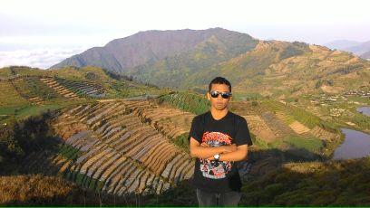 Root_apparel's profile picture. Contact person : +628895689951  Fanspage : https://t.co/gAsRT07dxL
KP - Yogyakarta,Indones