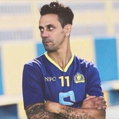مشجع متعصب لنادي #النصر 


#داسيلفا