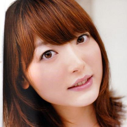 花澤香菜、水樹奈々、小倉唯などの超美人声優の画像を投稿していきます✩