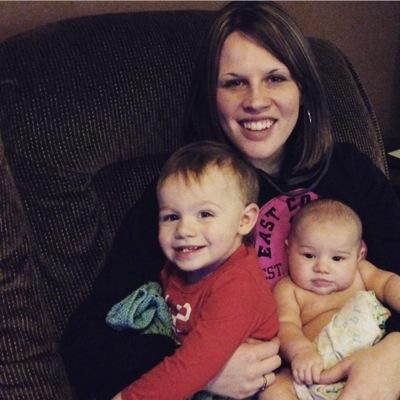 mommadee425's profile picture. 