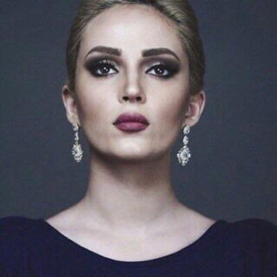 اللهم لا تذقني دنيا دون امي