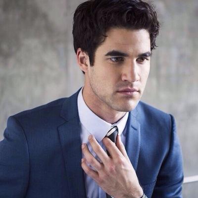 darren everett criss | metamorphmagus | werewolf | 8th year gryffindor | @chriscolferhp has my heart. team @hpextreme. [siobhan]