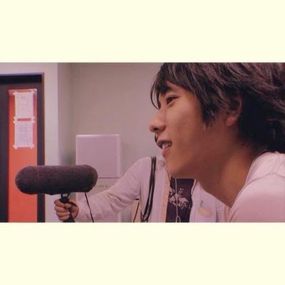 下記のアカウントの絡み垢です。妄想の解説、裏話等も書いてます。96年組 ちょっとヘンでも許してね