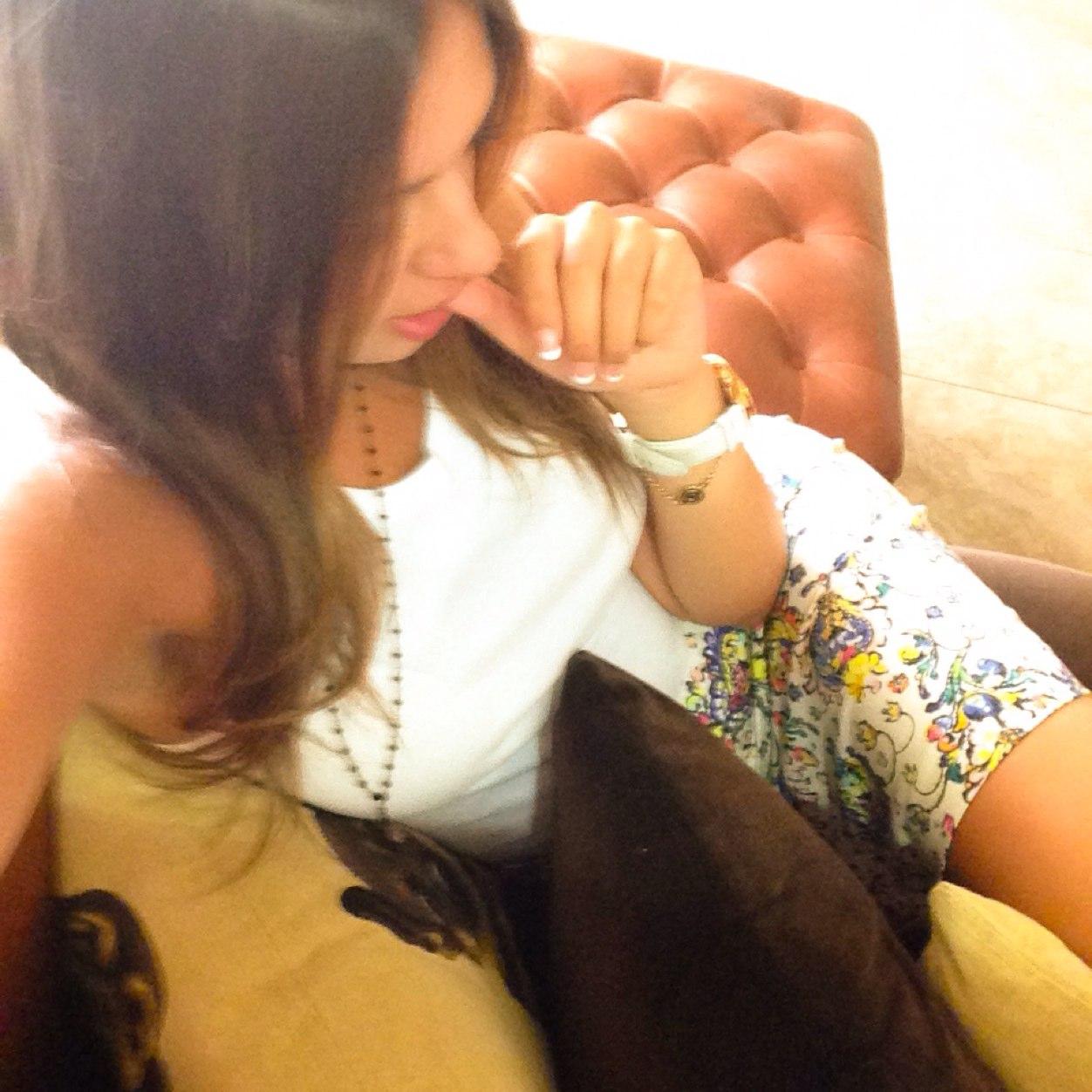 chic2chic_'s profile picture. 