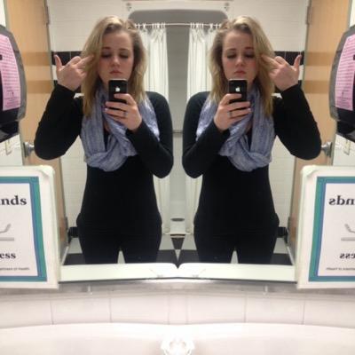 OGCrackGoddess's profile picture. Halle :P