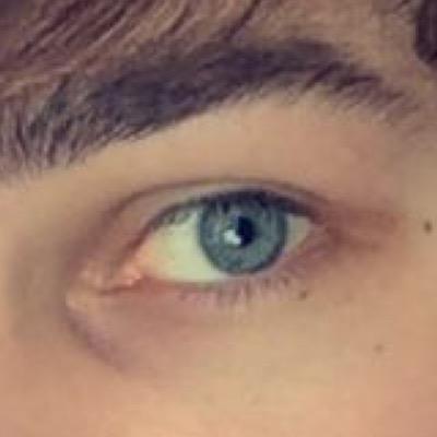ColbysEyes's profile picture. bright and blue