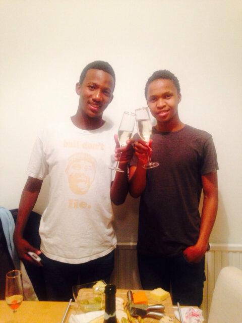 thapwasiki120's profile picture. .,,,,