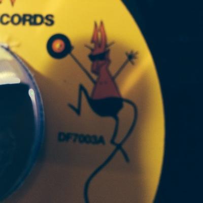 Kanagawa23's profile picture. I prefer collecting Records . And I am participating dj event “William break” once every 2 months. if you have any request,please feel free to ask me.