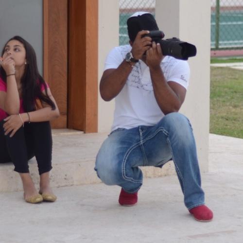 CristhianJRamos's profile picture. Yep, I'm that guy. ₢™ Full-time Wedding & Portrait Photographer servicing DR or any destination as requested, to book email us infocrphoto@gmail.com