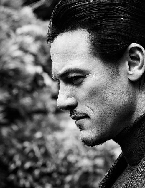 Ex-Slytherin. Esposo de Walburga Black. Padre de Sirius III y Regulus Arcturus Black. Toujours Pur. #HPRG