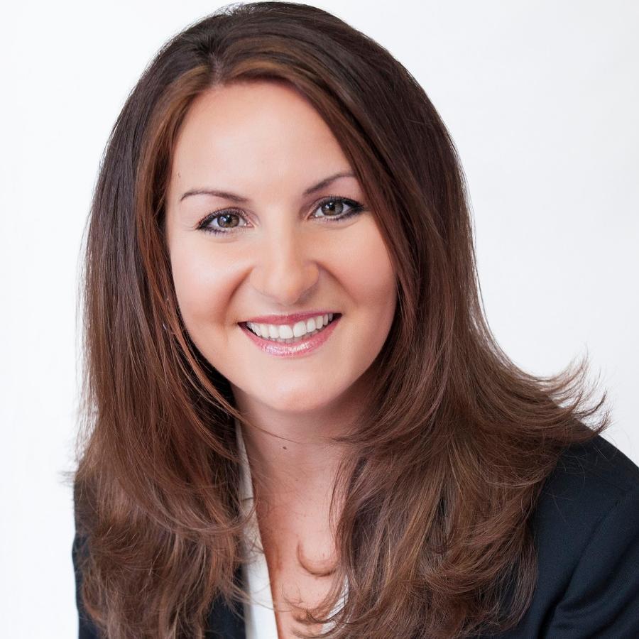 Public affairs, comms and reputation strategist. Former head of U.S. Comms for BP. Former national political correspondent & editor for AP. Proud Ohio native.