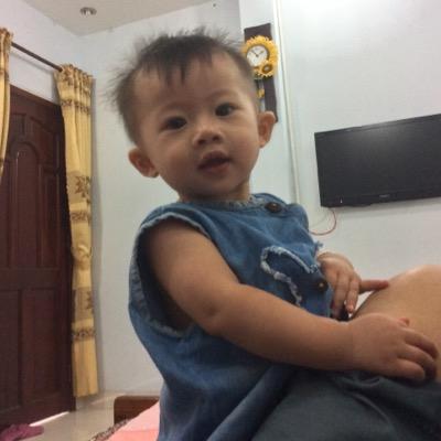 vanlongchu's profile picture. Tôi sinh ra và lớn lên ở phố núi đầy nắng và gió!