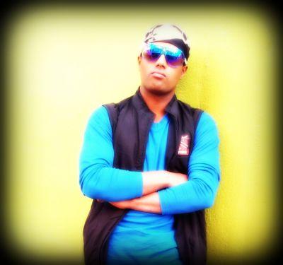 eligant compremising well hyped man with a huge heart ready to do anything good