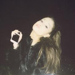 hey follow @ariboquete pls and i will follow u back i promise xoxo