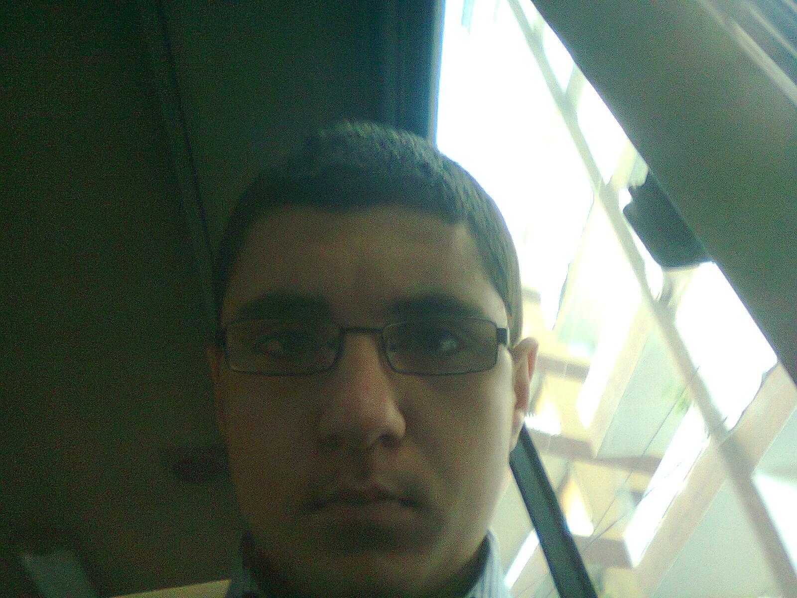 AndouraH's profile picture. 