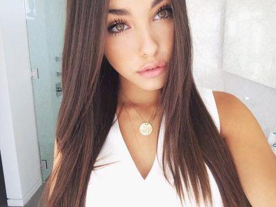 ~barbie says: you are all piece of shit~ a real girls isn't perfect a perfect girl isn't real~ taken~ iloveyou ashyyyy ❤❤