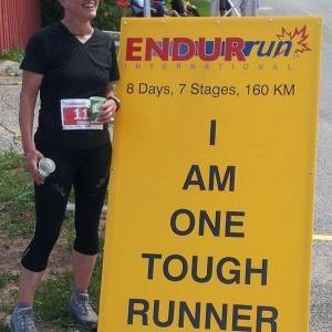 suestillruns's profile picture. 