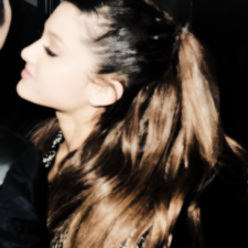 whytryonelastti's profile picture. hey im fake and i give 1 free follow to everyone that i want so you dont need to follow me not even follow back