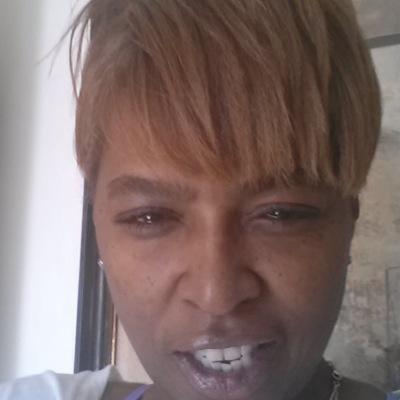 melaniervinhair's profile picture. Connecting dots on earth!