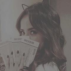I'm bubbly, hyper and opinionated.                   I ain't afraid to slay. 
[RP|Descriptive|Not Becky.]