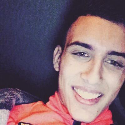 sokyline07's profile picture. Rugby#Lycée#Rap&Sortie
RCT c'est la base Follow Follow me 
⚫️