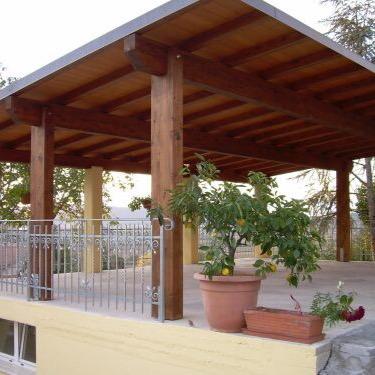 falegname esegue qualsiasi lavoro su misura dalla cucina alla camera anche per esterni carport pergolati pavimenti in tavolato contattami spederai poco chiama