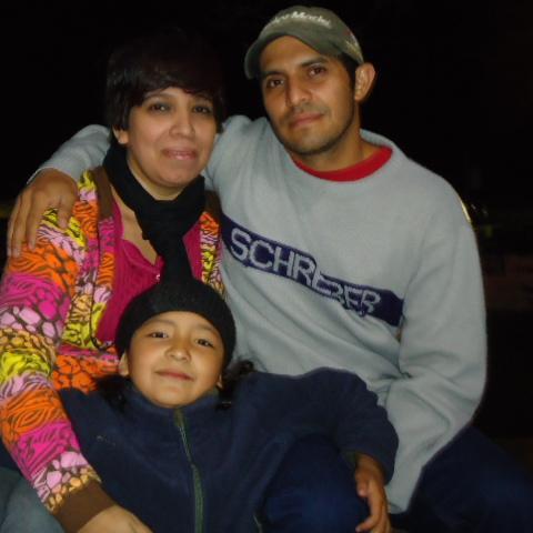 soy una mujer muy  amistosa y alegre megusta tener muchos amig@s y disfrutar de la vida,me encanta la musica